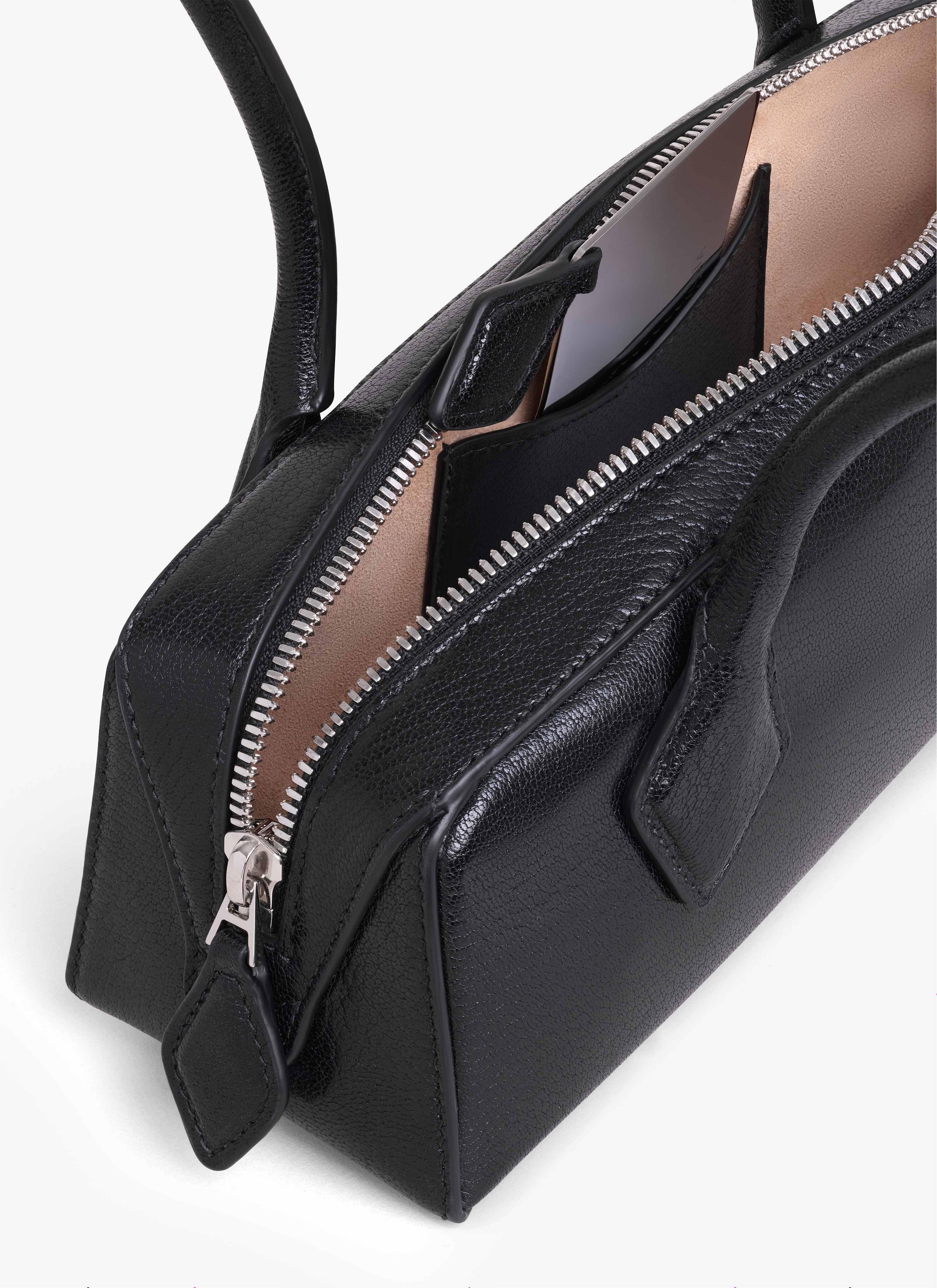 LE TECKEL SMALL BAG IN CALFSKIN LE TECKEL SMALL BAG IN CALFSKIN - maison-alaia.com